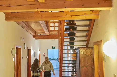 Mädchenheim Aufgang Mädchenheim Aufgang