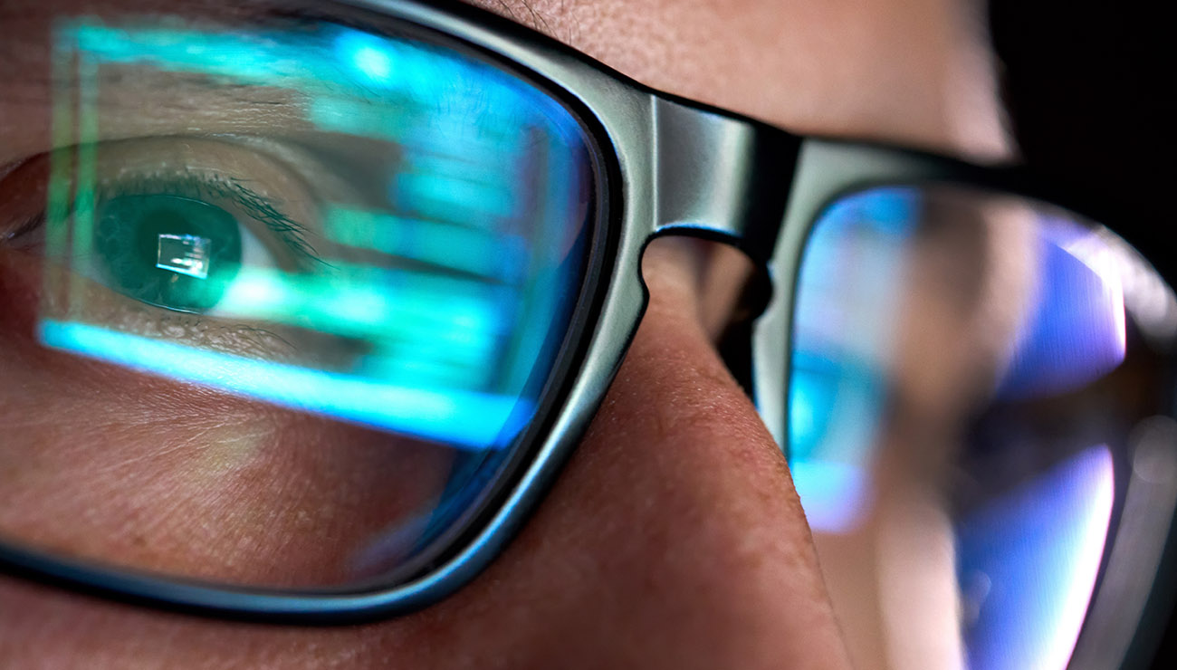 Close up bril met reflectie