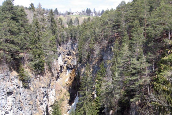 Naturdenkmal Koflertalschlucht, U. l. Frau im Walde - St. Felix (Archiv Amt für Natur, Foto Georg Praxmarer, 2005)