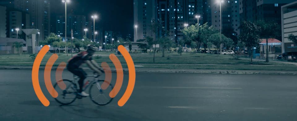 Isobar: case Safety Bike Radio
