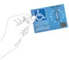 Un contrassegno per il parcheggio di una persona con disabilità. Un contrassegno per il parcheggio di una persona con disabilità.