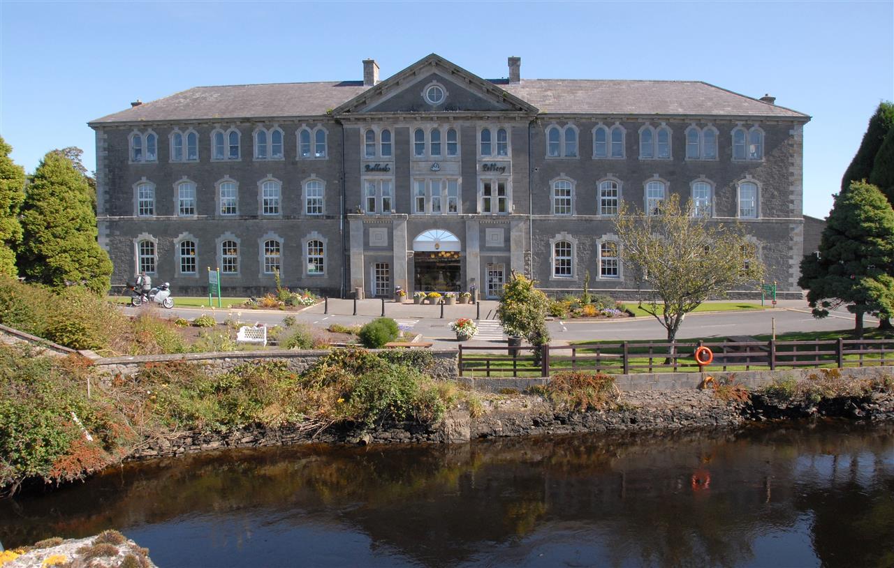 Belleek Pottery Visitor Centre slide 1