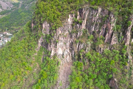 Blockschlag beim Umfahrung in Branzoll, Gemeinde Branzoll, 2025