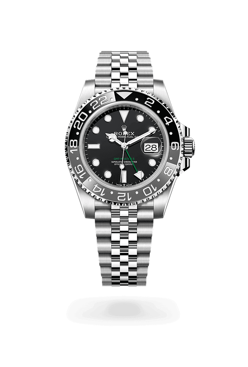 Rolex GMT-Master II in Oyster, 40 mm, Oystersteel with a Zwart dial, Bidirectioneel draaibare bezel met 24-uursaanduiding. Tweekleurige keramische Cerachrom-ring, grijs en zwart, gevormde cijfers en graadverdelingen bezel, and Jubilee, vijfdelige schakels bracelet