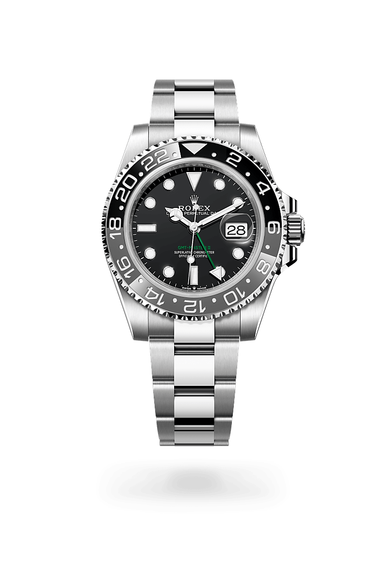 Rolex GMT-Master II in Oyster, 40 mm, Oystersteel with a Zwart dial, Bidirectioneel draaibare bezel met 24-uursaanduiding. Tweekleurige keramische Cerachrom-ring, grijs en zwart, gevormde cijfers en graadverdelingen bezel, and Oyster, massieve driedelige schakels bracelet