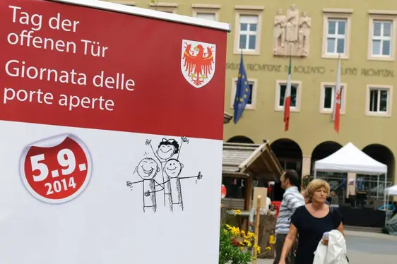 Tag der Autonomie - Giornata dell'Autonomia - Dé dl'Autonomia 2014