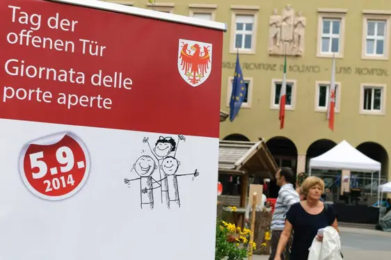 De dl'Autonomia 2014