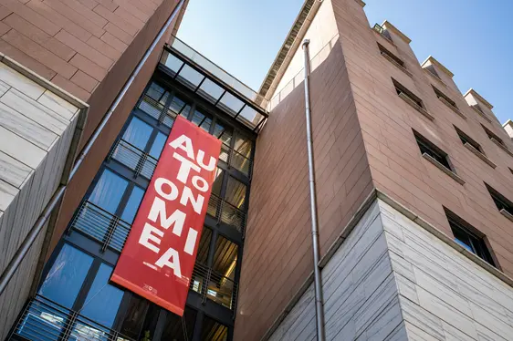 Nstalazion permanënta dl'autonomia