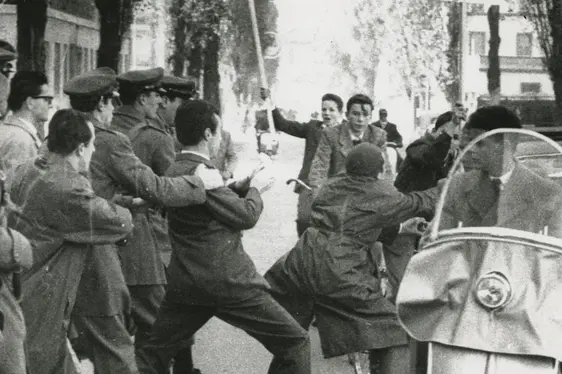 Collezione OBERLEITER HELENE (058) - Manifestazione sudtirolese al castel Firmiano