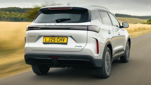 Chery Tiggo 7 driving rear view