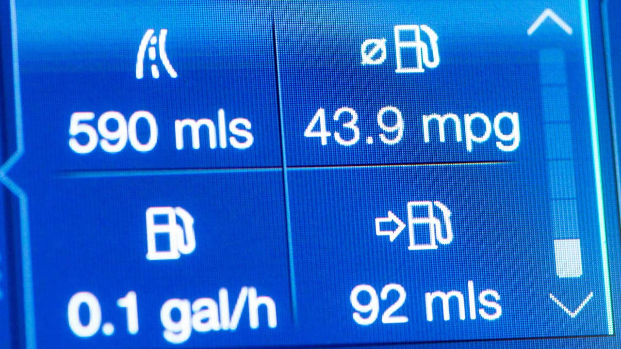 Ford mpg and range readout