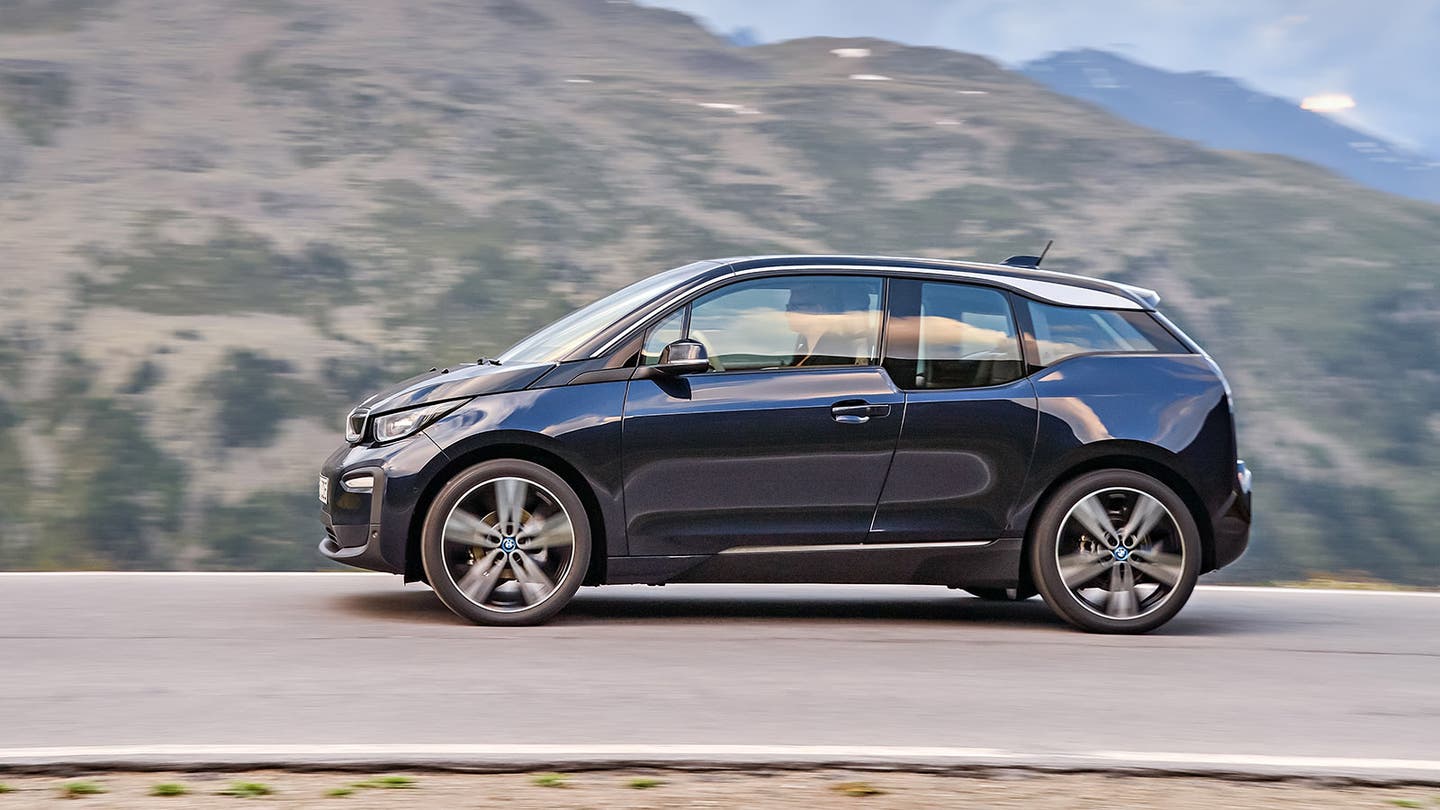 BMW i3 review side