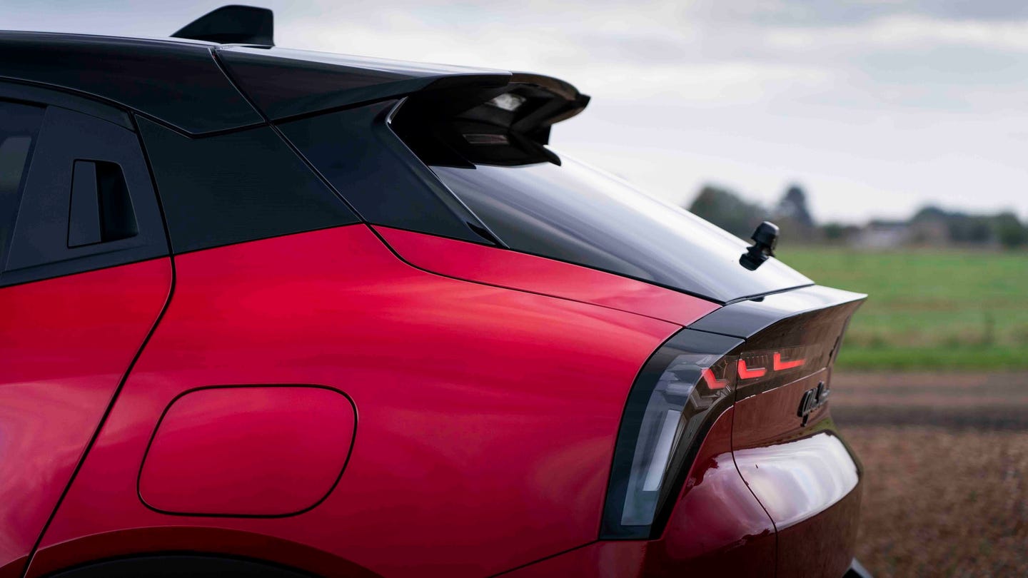 Alfa Romeo Junior rear/side detail