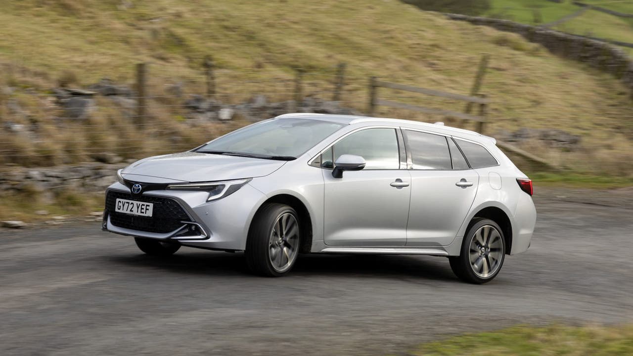 Toyota Corolla Touring Sports in silver