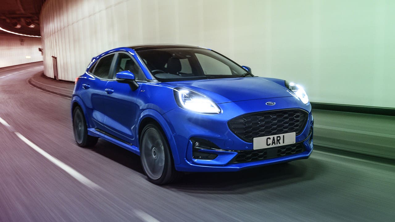 Ford Puma in blue, driving shot