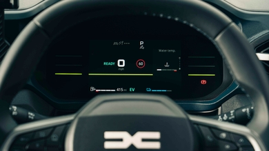 Dacia Duster digital dials