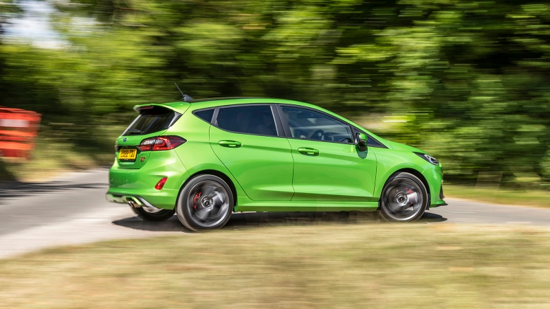 Ford Fiesta ST in green