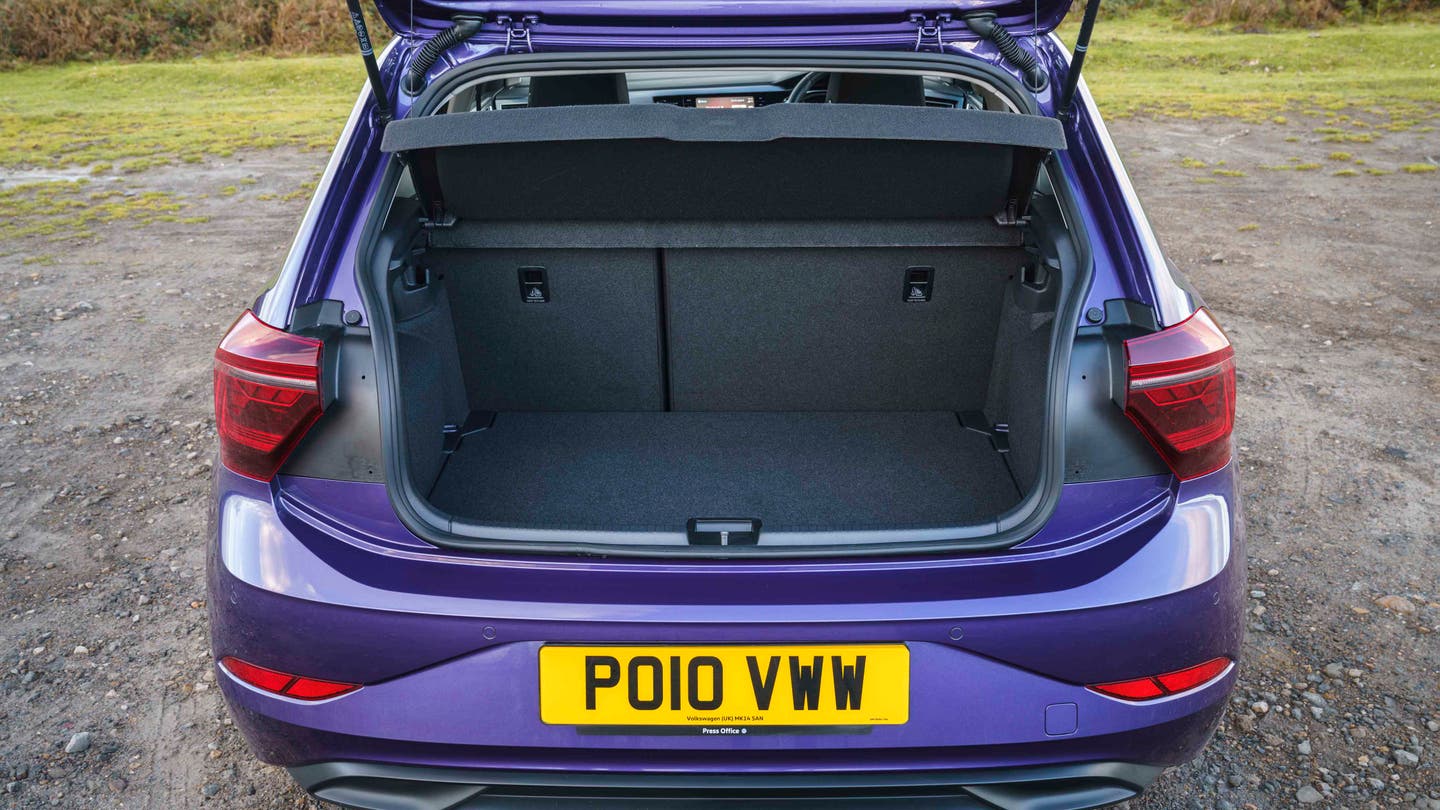 Volkswagen Polo boot