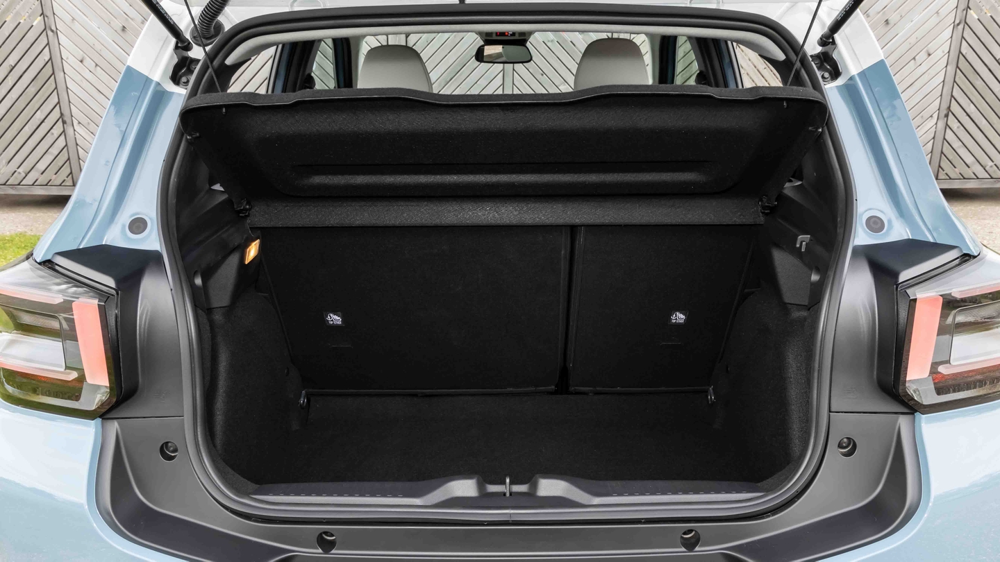 New Citroen C3 boot