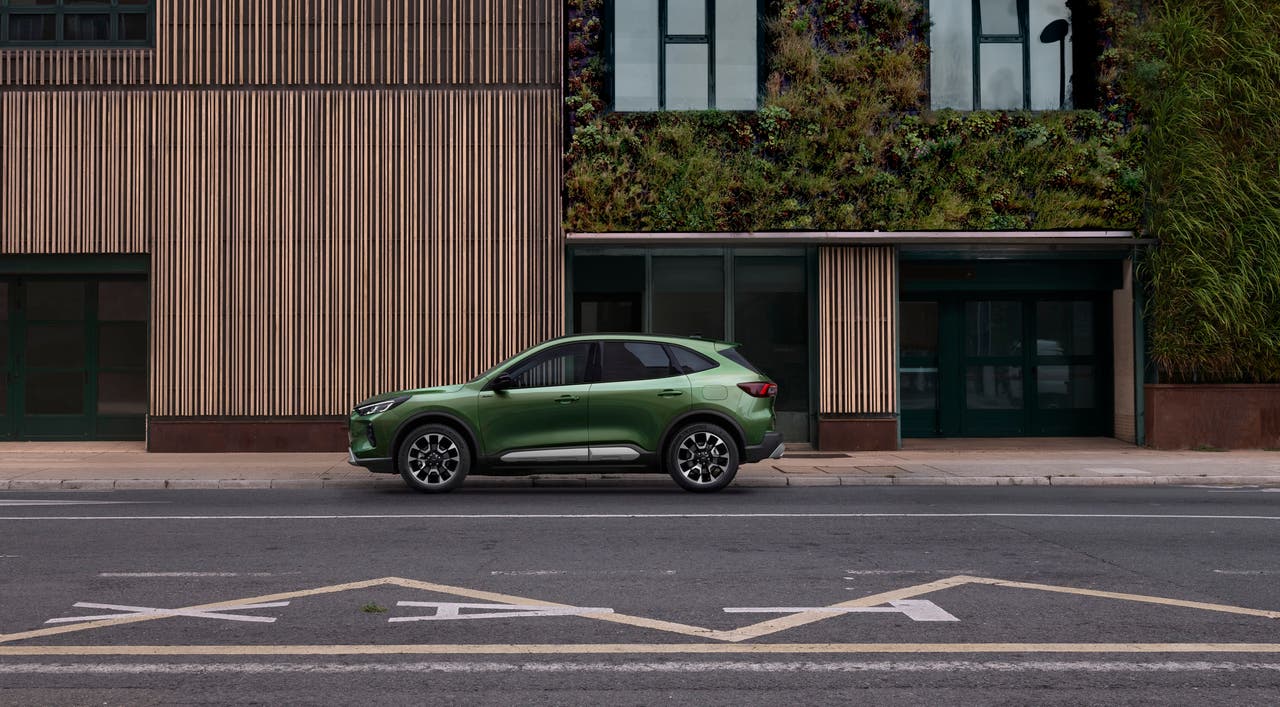 2024 Ford Kuga Active in Green