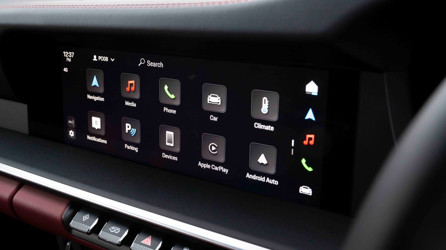 Porsche 911 touchscreen