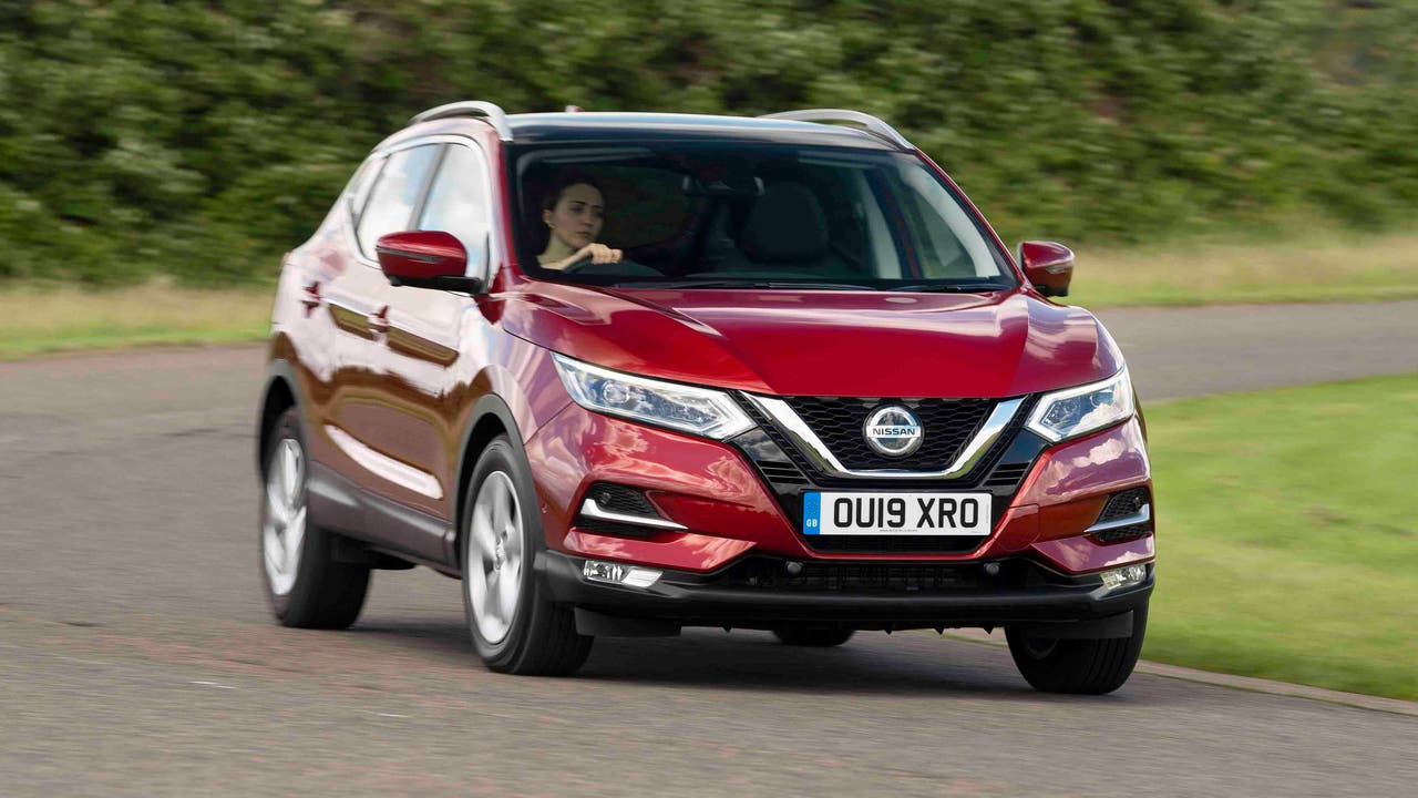 2019 Nissan Qashqai cornering