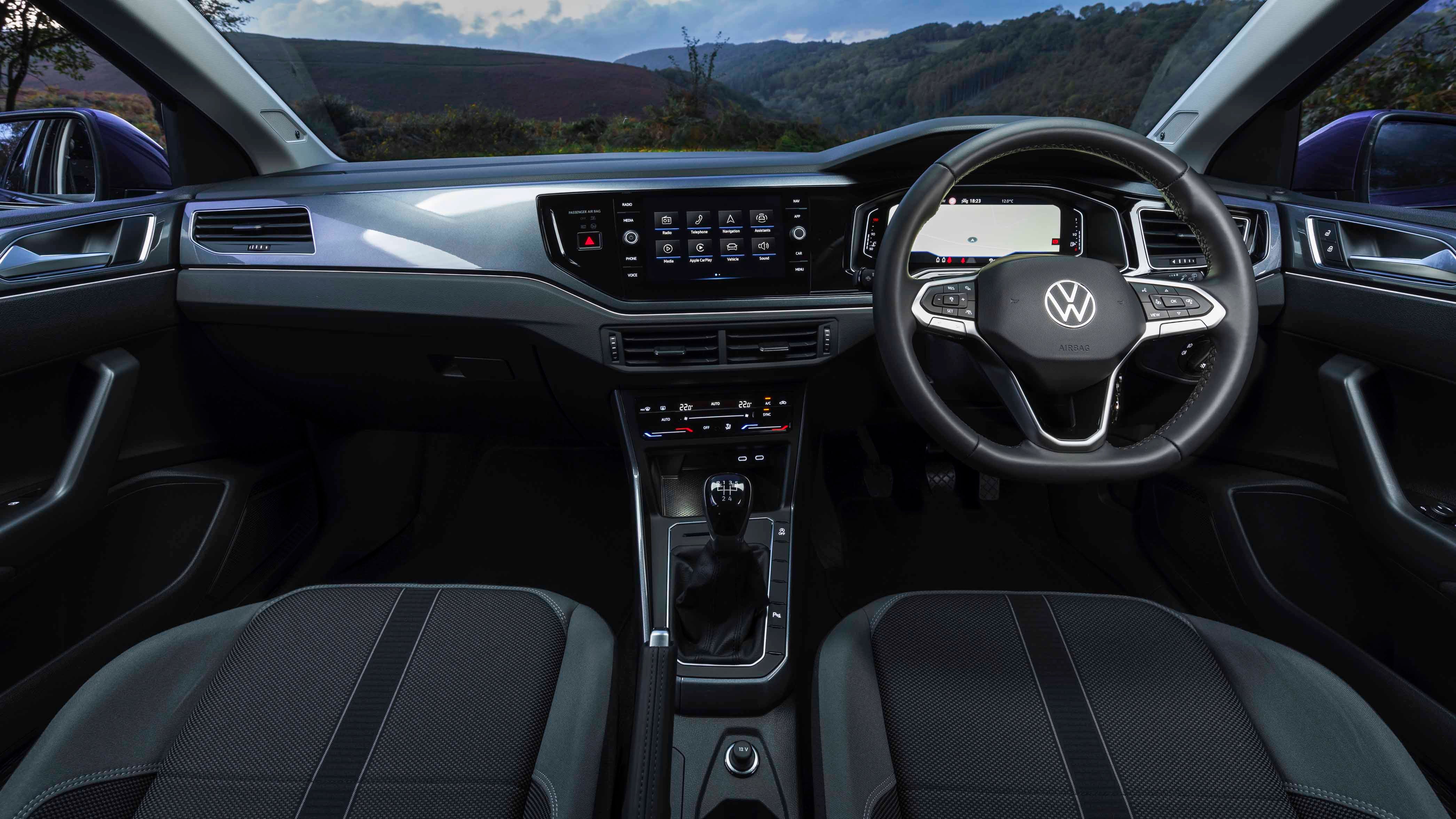 Volkswagen Polo interior