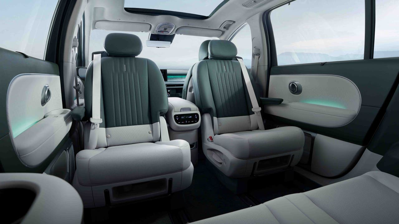 Hyundai Ioniq 9 rear seats