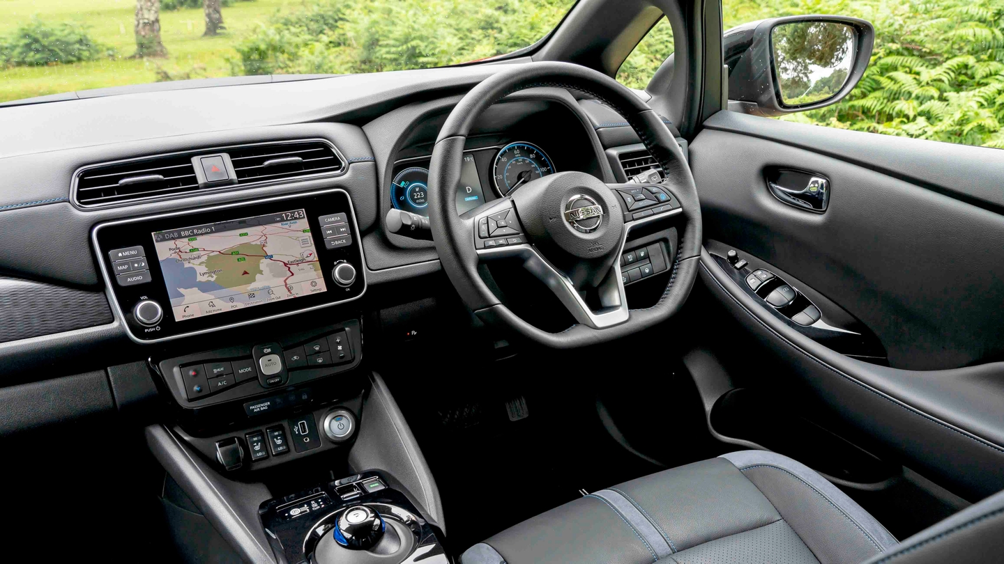 Nissan Leaf interior