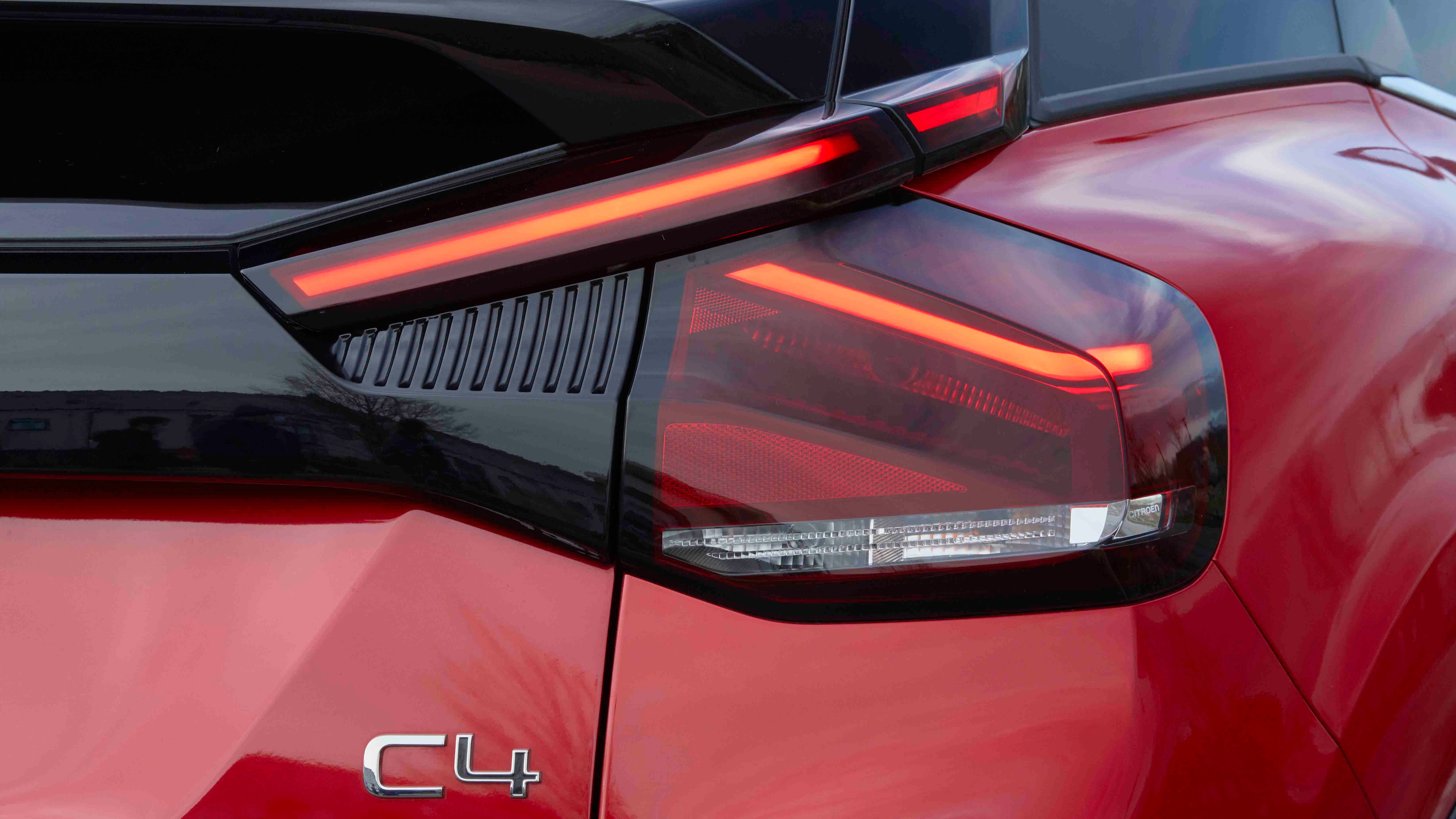 Citroen C4 tail-light