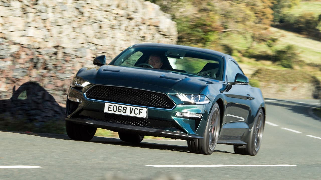 Ford Mustang in green