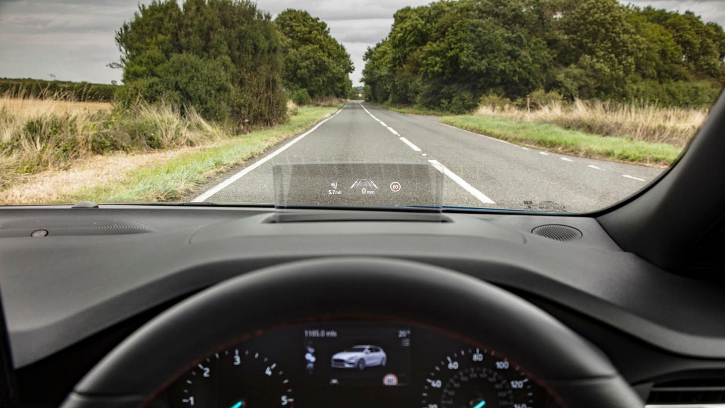 Ford Focus review head-up display