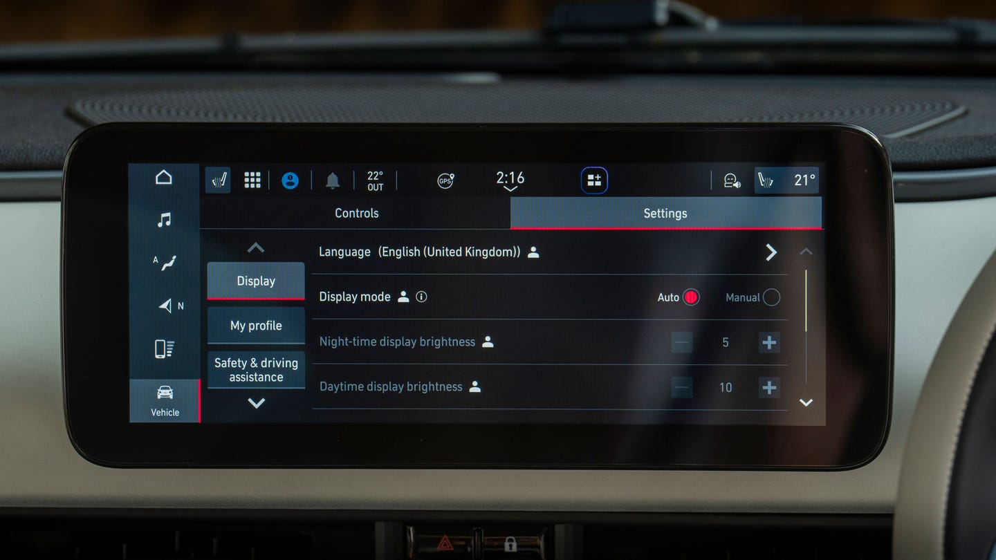 Fiat 500 Hybrid settings screen