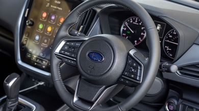 Review – Subaru Crosstrek – steering wheel detail