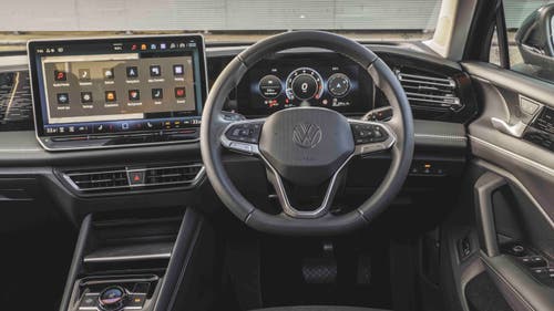 2024 Volkswagen Tiguan interior