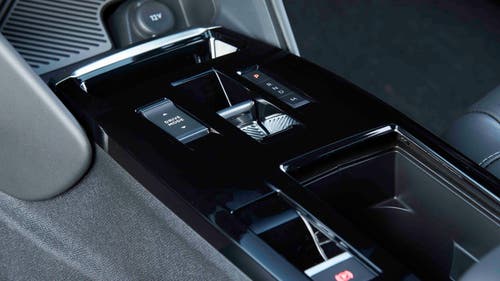 Citroen C4 centre console