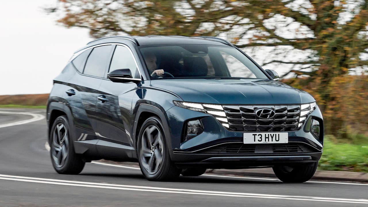 Hyundai Tucson in blue