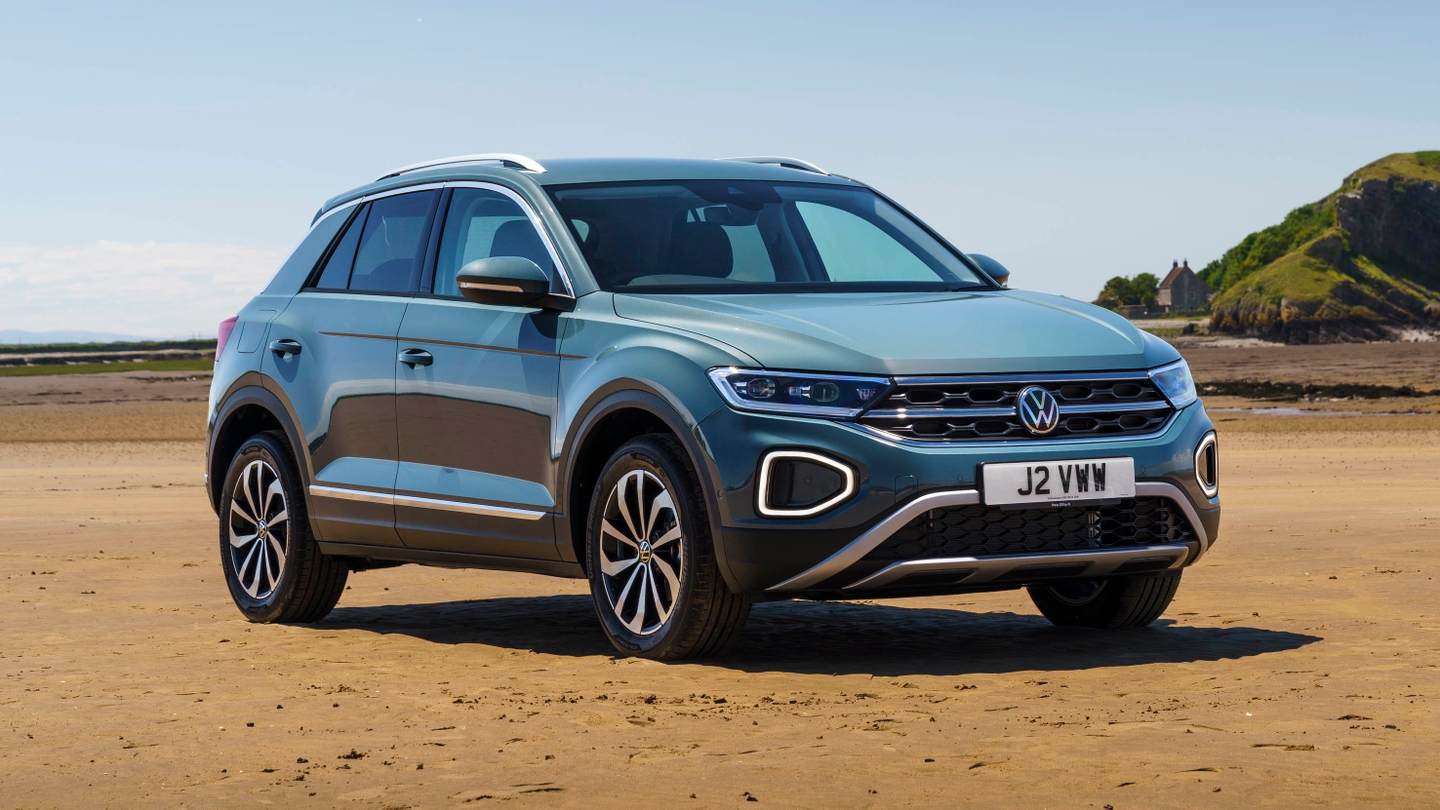 Volkswagen T-Roc front static