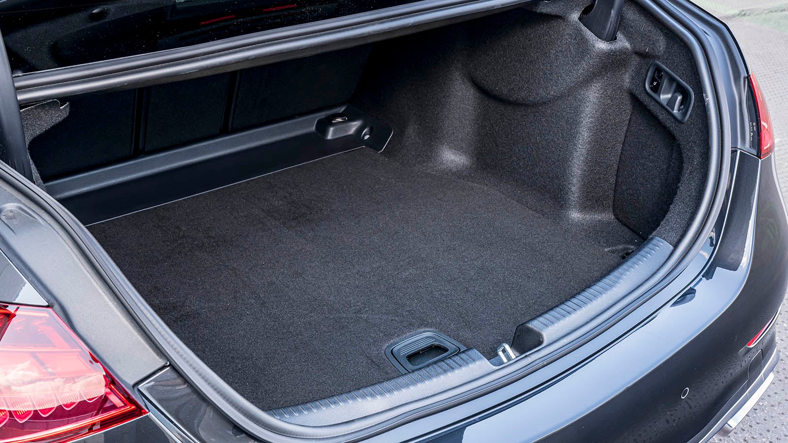 Mercedes C-Class review boot space