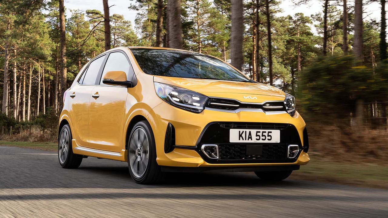 Kia Picanto in yellow