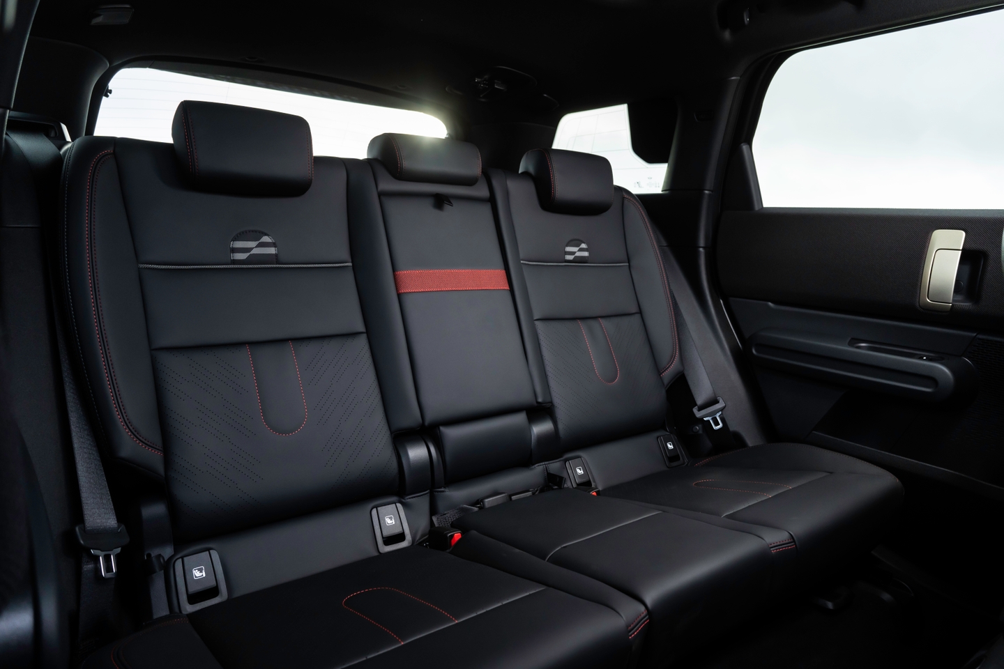 Mini Countryman 2024 rear seats JCW