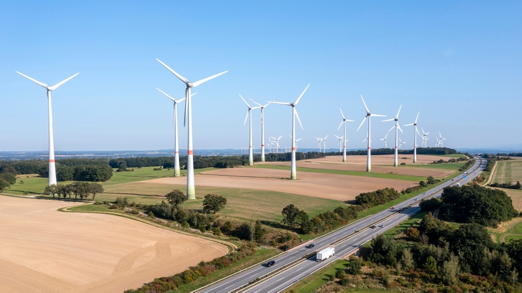 Tips for driving in high wind