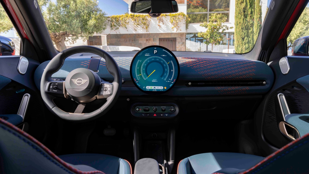 2024 Mini Aceman interior