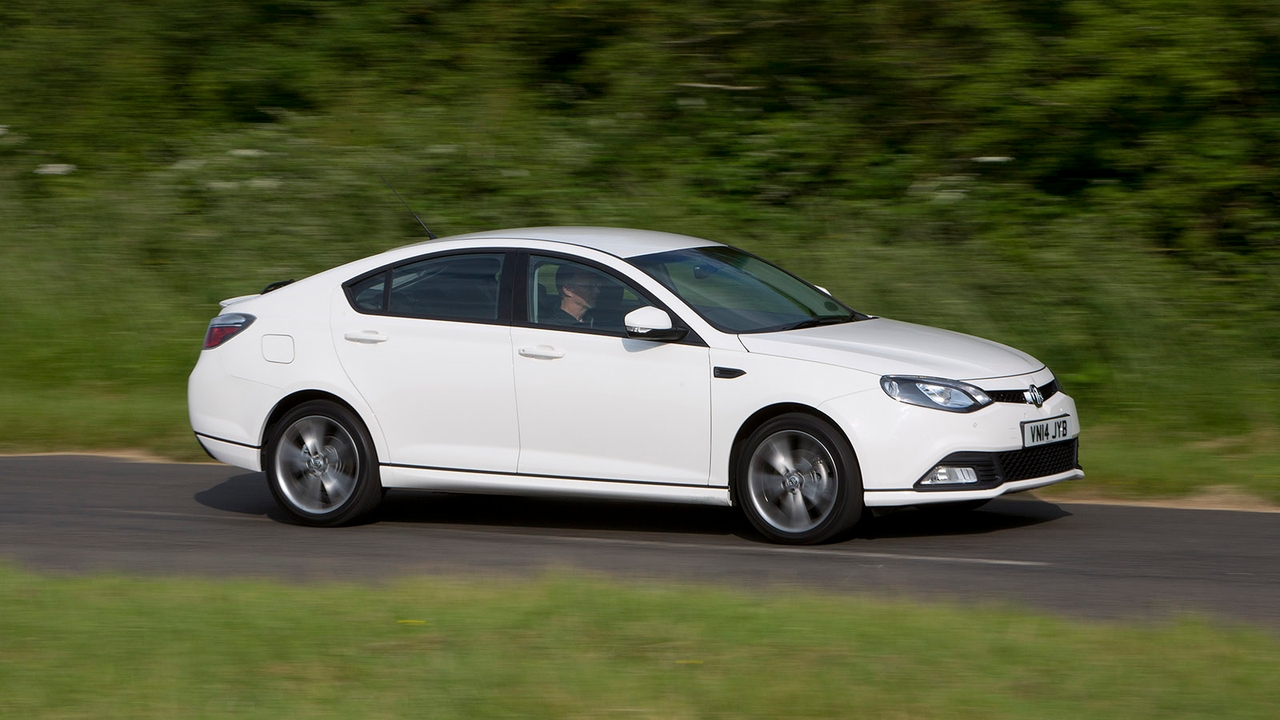 MG6 in white