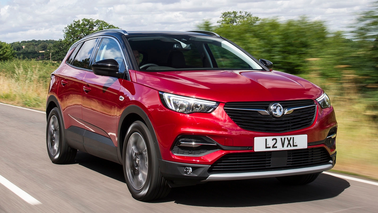 Vauxhall Grandland X in red