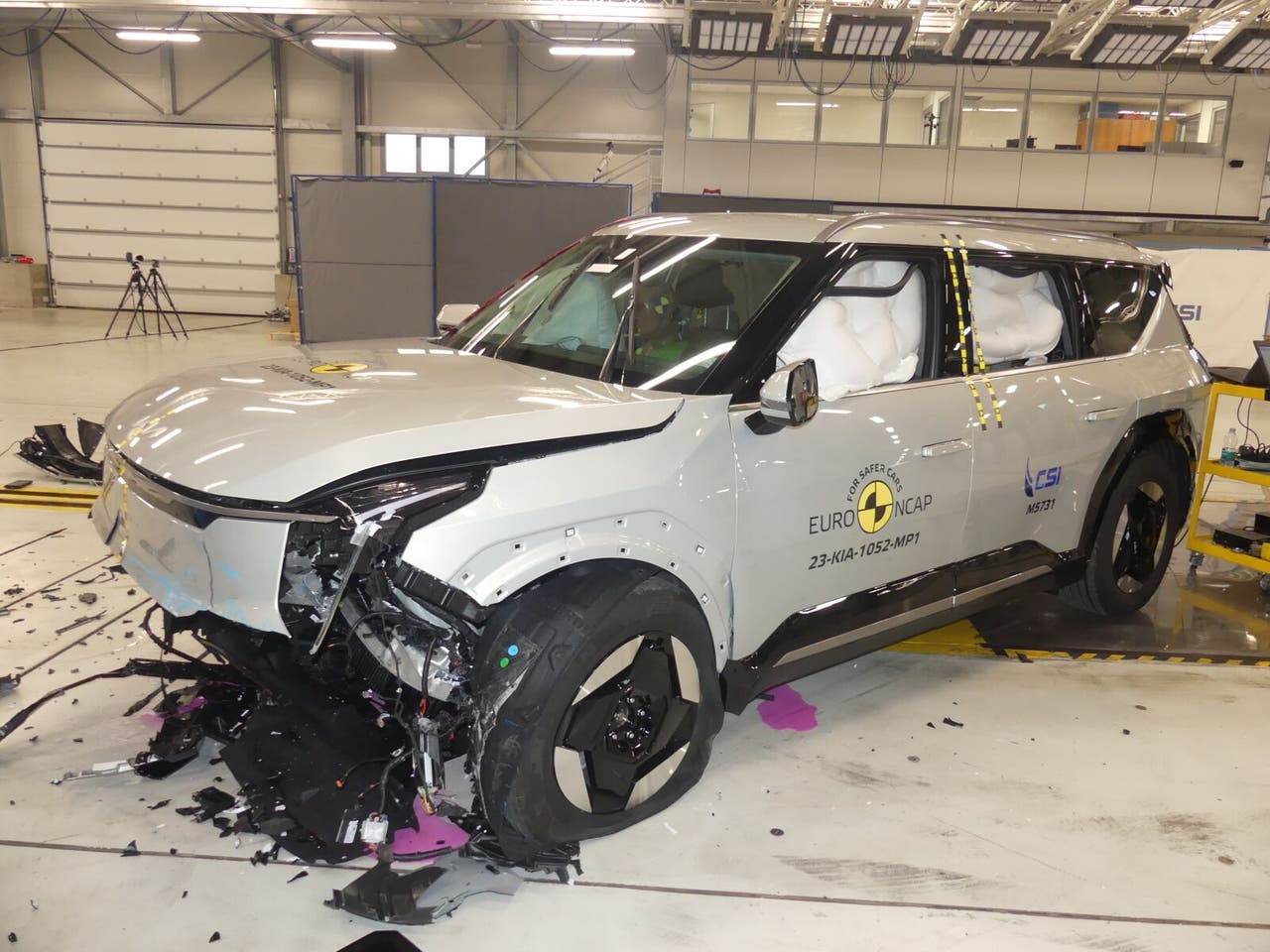 Kia EV9 crash test