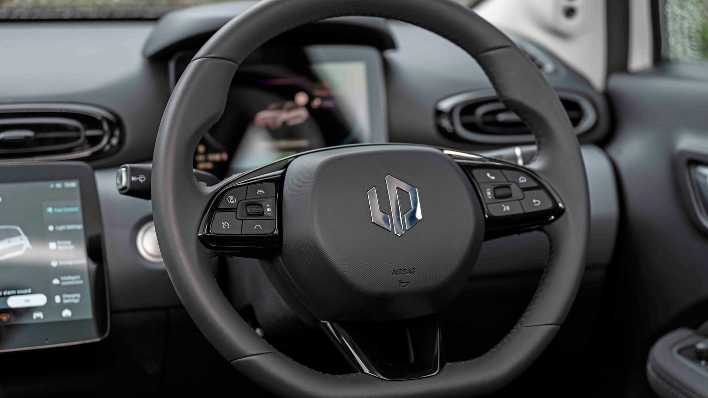 Leapmotor T03 steering wheel
