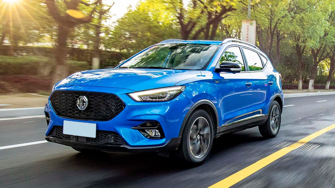 MG ZS in blue