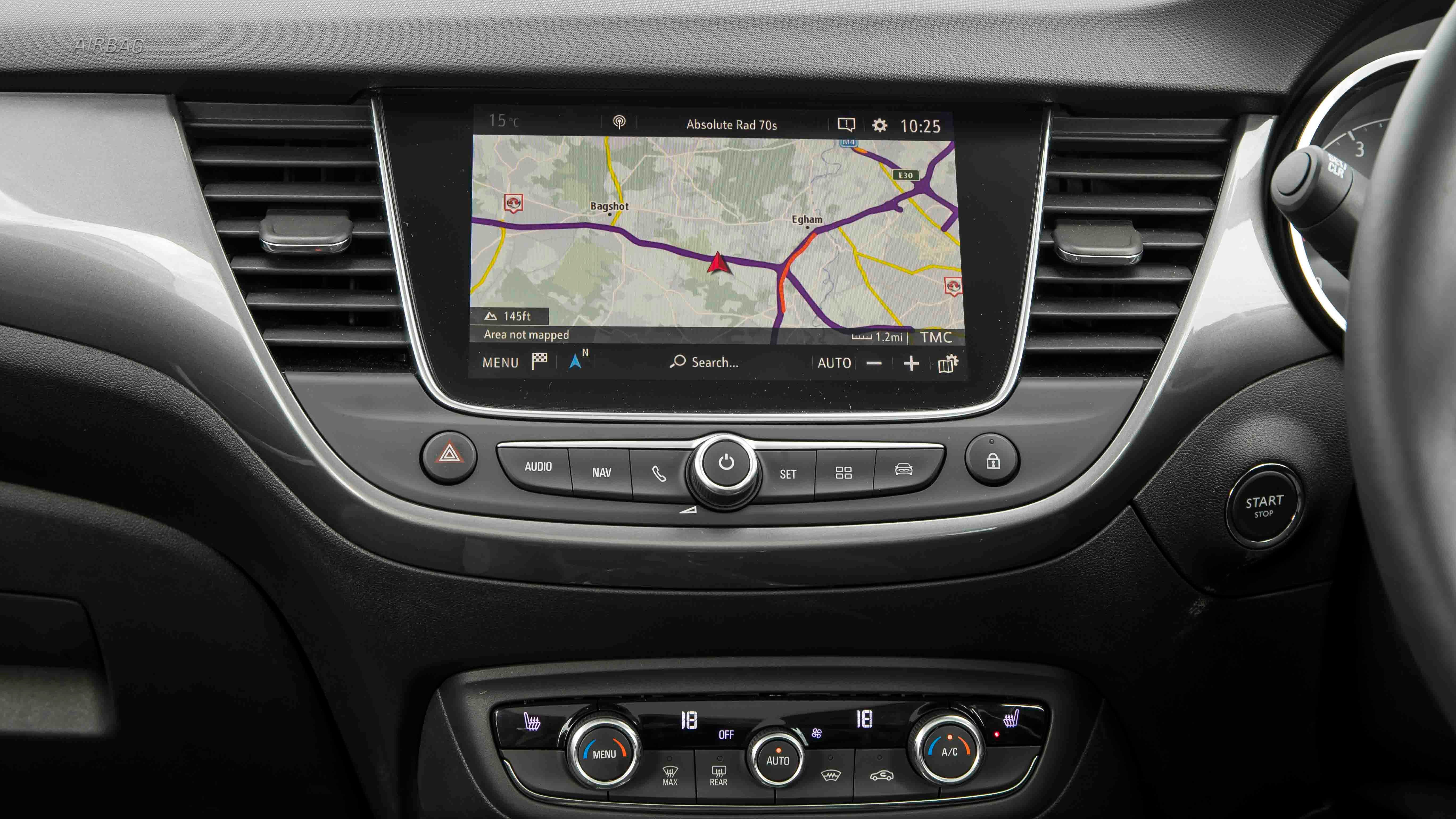 Vauxhall Crossland X touchscreen