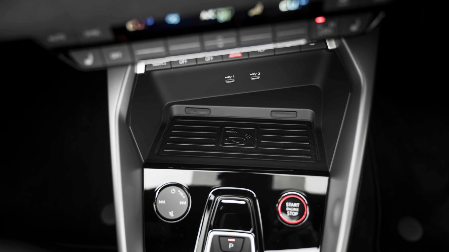 Audi S3 centre console